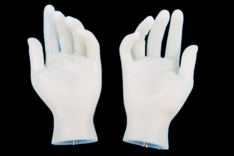 male mannequin hand 009
