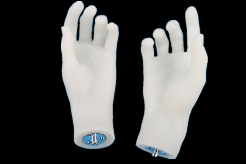 male mannequin hand 019