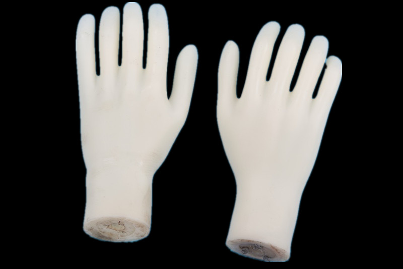 male mannequin hand 016