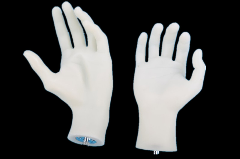 male mannequin hand 014
