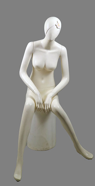 Female mannequin 073