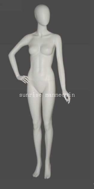 female mannequin 103